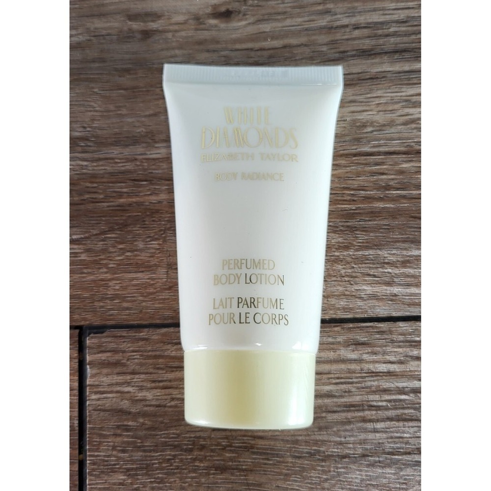 Elizabeth Taylor WHITE DIAMONDS BODY RADIANCE Perfumed Body Lotion 1.7Oz‎